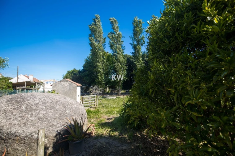 Moradia T5 para Venda em Encarnação Foto 3