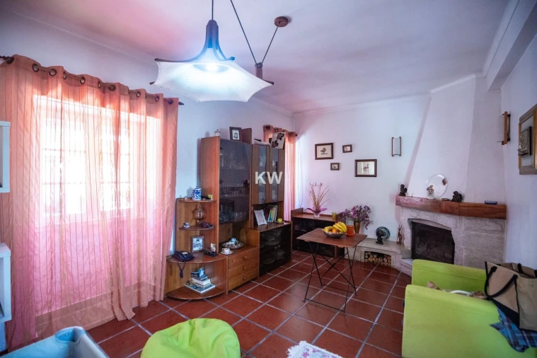 Moradia T5 para Venda em Encarnação Foto 34