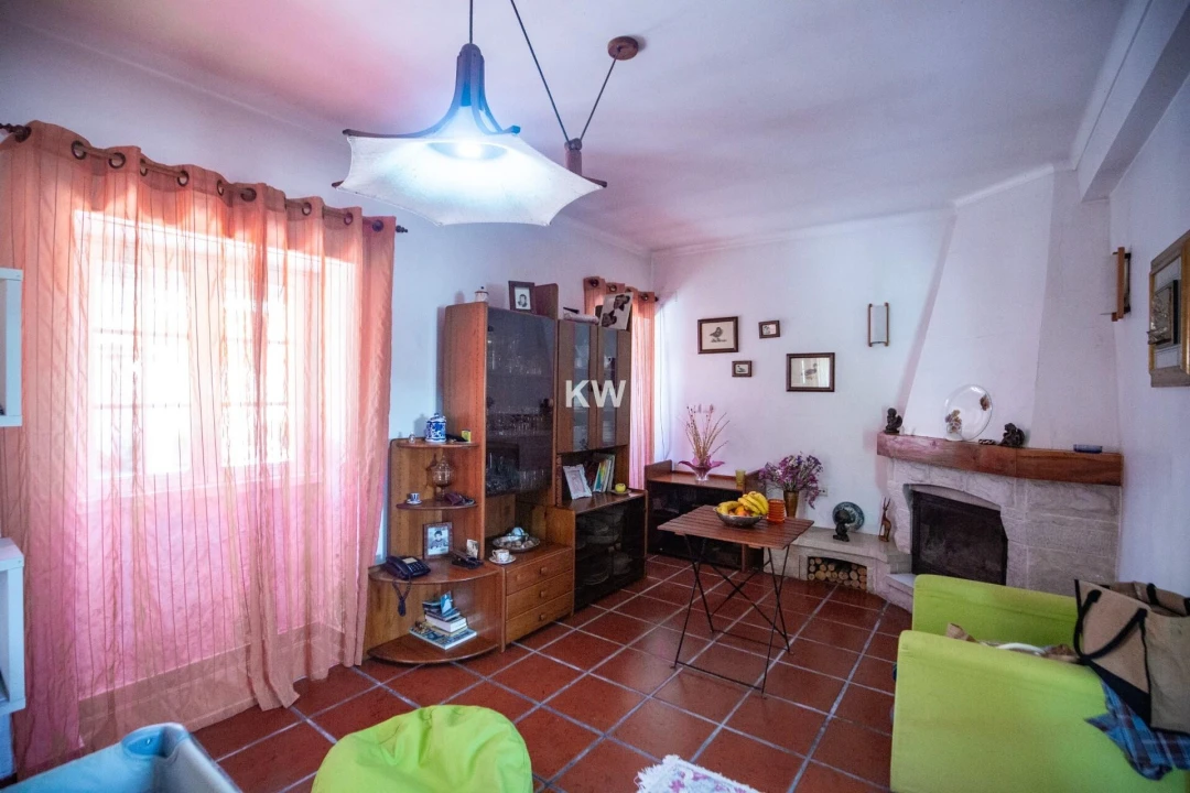 Moradia T3 para Venda em Encarnação Foto 34