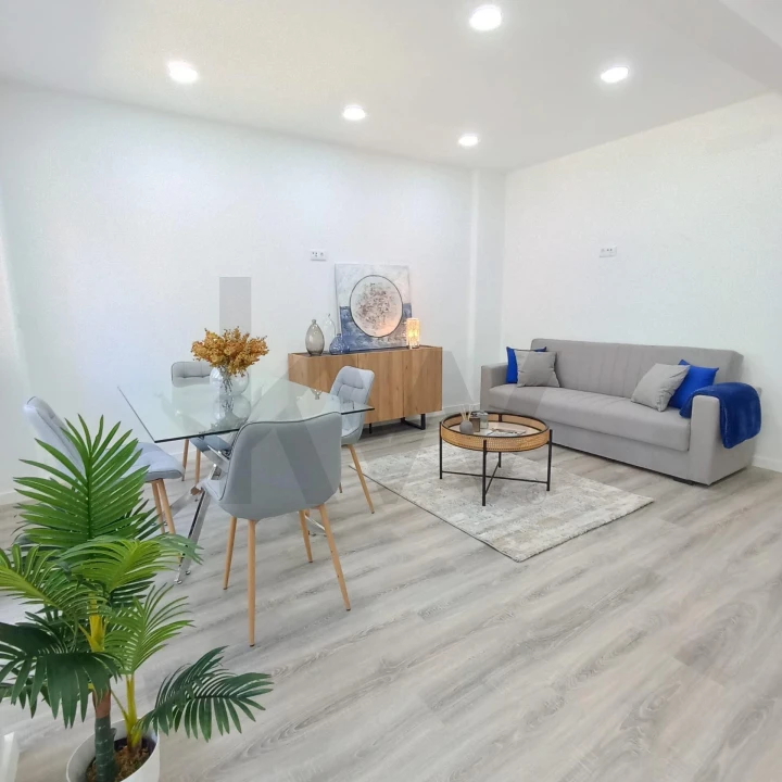 Apartamento T3 para Venda em Benfica Foto 1