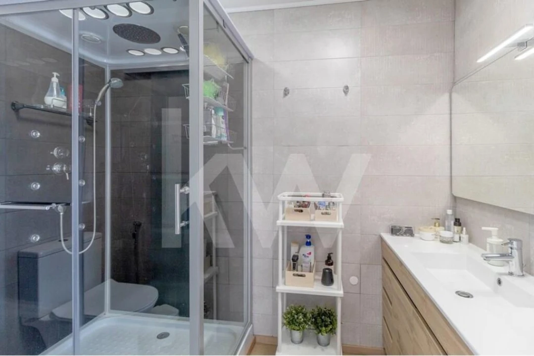 Moradia T2 para Venda em Serzedo e Perosinho Foto 14