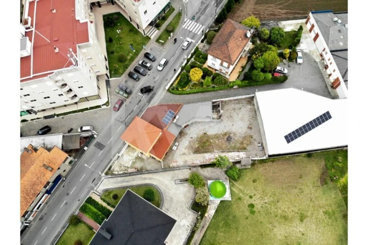 Moradia T2 para Venda em Serzedo e Perosinho Foto 27