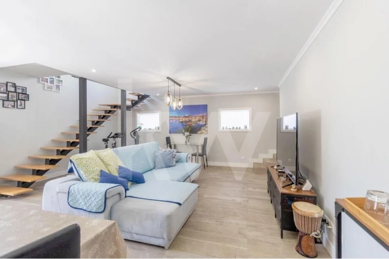 Moradia T2 para Venda em Serzedo e Perosinho Foto 6