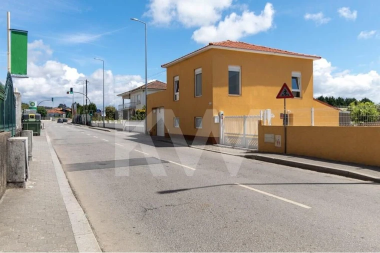 Moradia T2 para Venda em Serzedo e Perosinho Foto 20