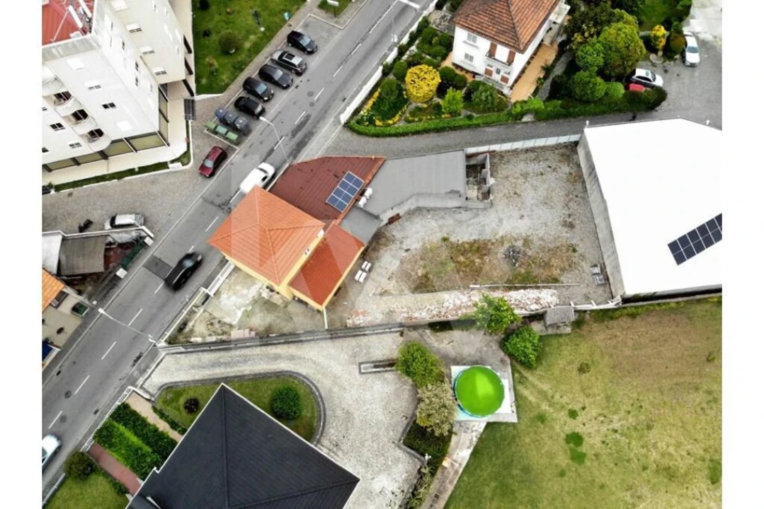 Moradia T2 para Venda em Serzedo e Perosinho Foto 26