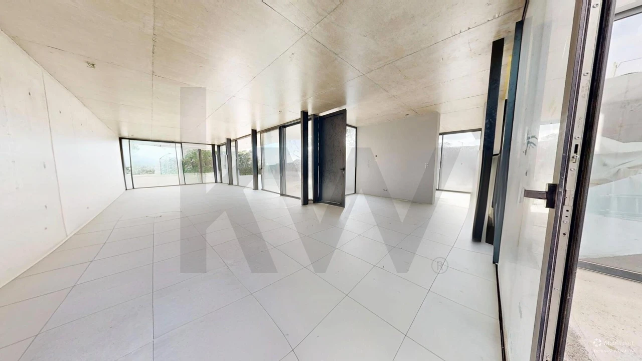 Moradia T4 para Venda em Rosto do Cão (São Roque) Foto 5