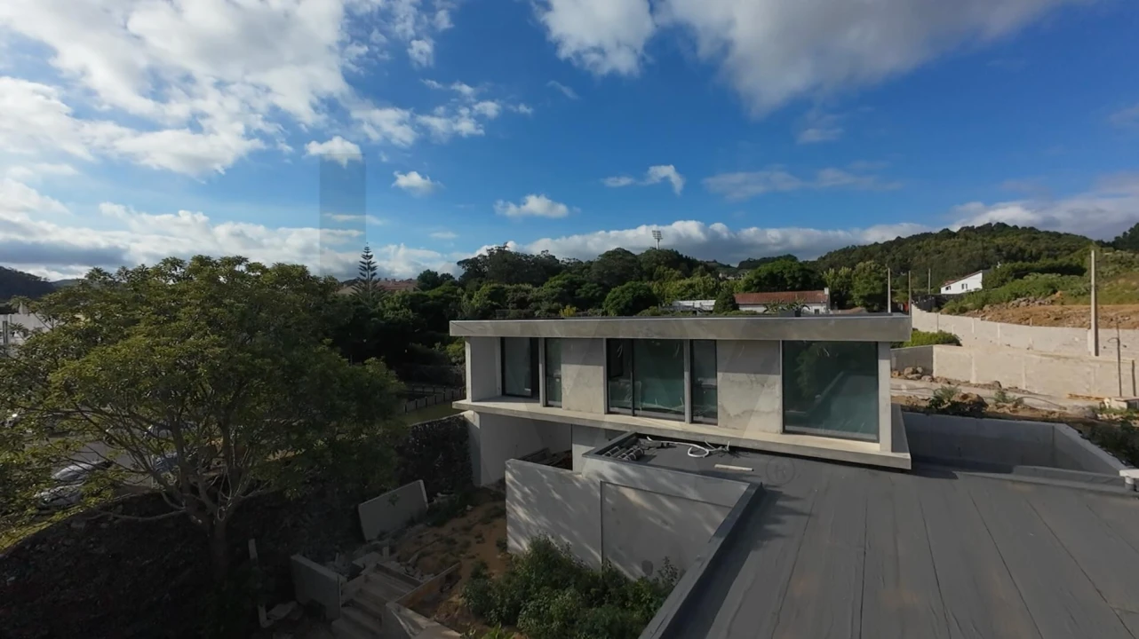 Moradia T4 para Venda em Rosto do Cão (São Roque) Foto 9