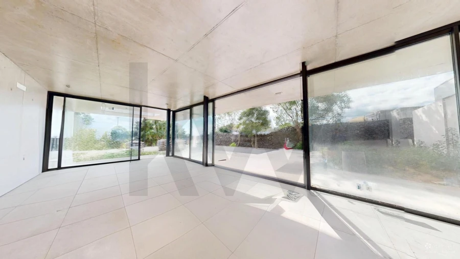 Moradia T4 para Venda em Rosto do Cão (São Roque) Foto 4