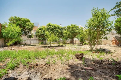 Moradia T5 para Venda em Carcavelos e Parede