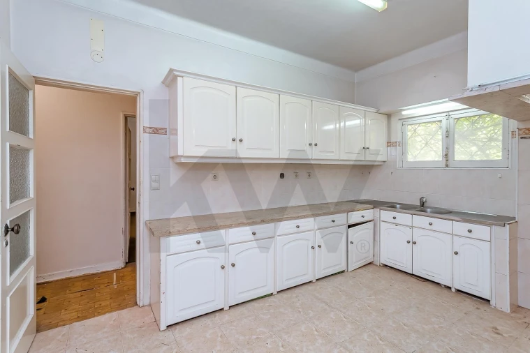 Moradia T5 para Venda em Carcavelos e Parede Foto 46