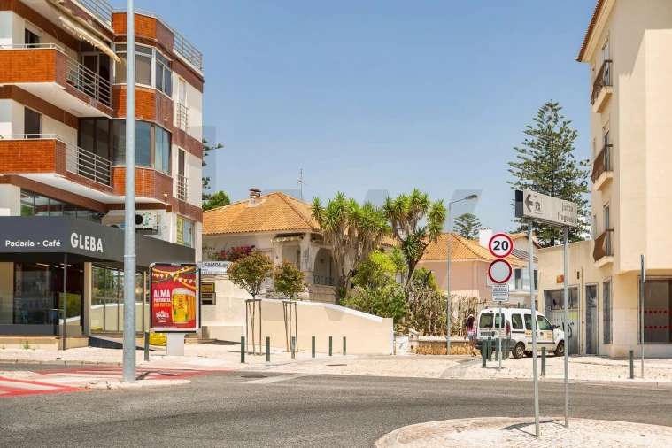 Moradia T5 para Venda em Carcavelos e Parede Foto 4