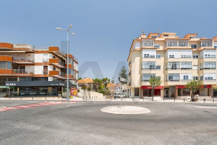 Moradia T5 para Venda em Carcavelos e Parede Foto 51