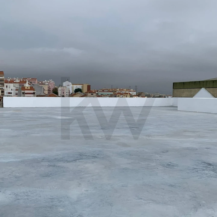 Armazém para Venda em Sacavém e Prior Velho Foto 14