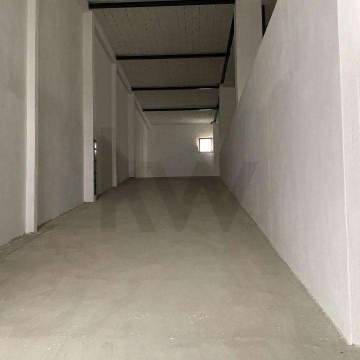 Armazém para Venda em Sacavém e Prior Velho Foto 6