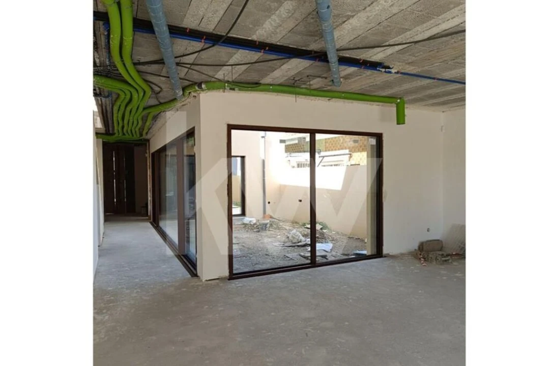 Moradia T4 para Venda em São Felix da Marinha Foto 17