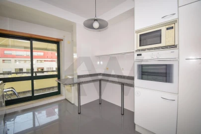 Apartamento T2 para Venda em Olivais