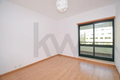 Apartamento T2 para Venda em Olivais