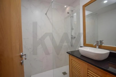 Apartamento T2 para Venda em Olivais