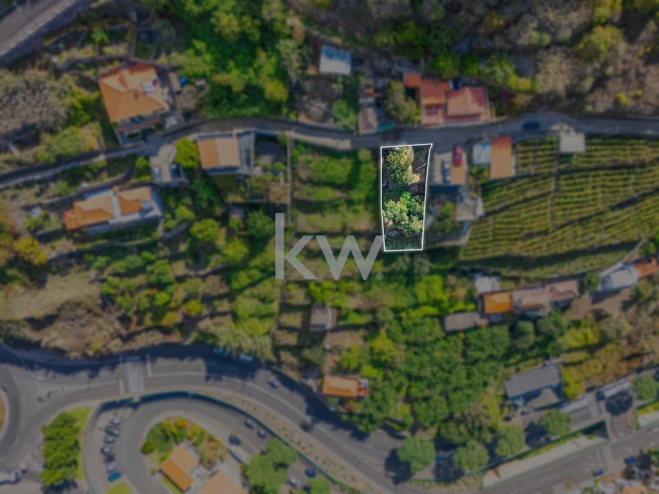 Terreno para Venda em Arco da Calheta Foto 4