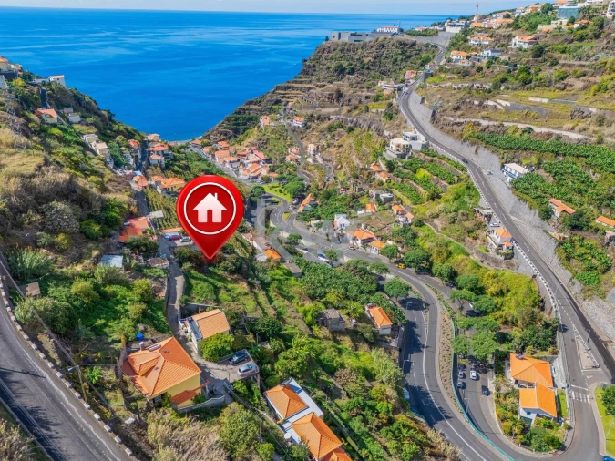 Terreno para Venda em Arco da Calheta Foto 5