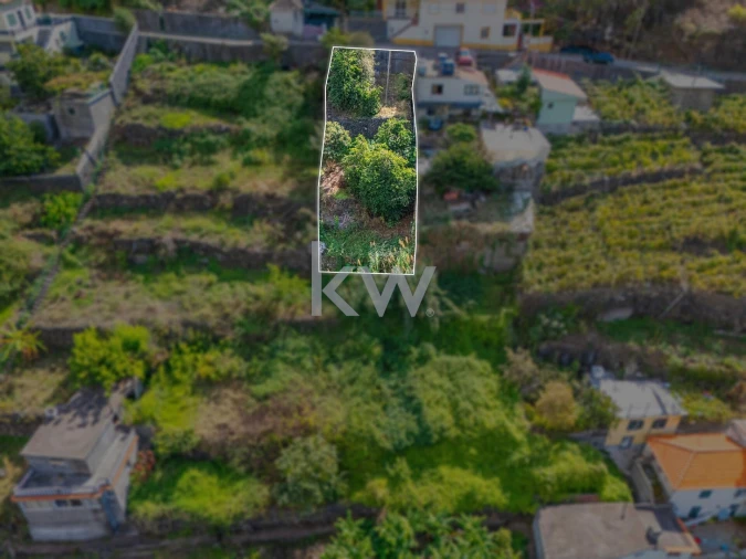 Terreno para Venda em Arco da Calheta Foto 1