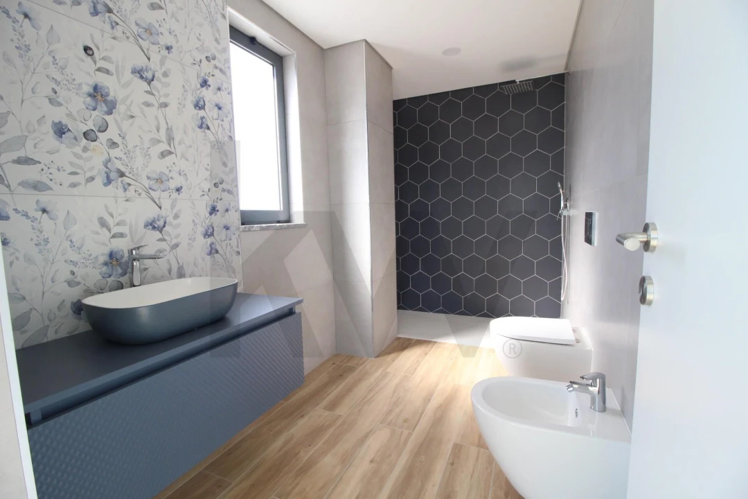 Moradia T4 para Venda em Alcantarilha e Pêra Foto 16