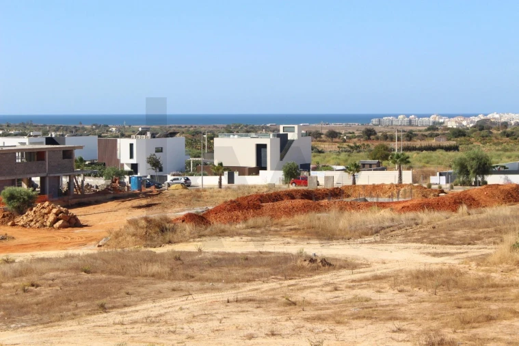 Moradia T4 para Venda em Alcantarilha e Pêra Foto 2