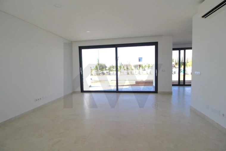 Moradia T4 para Venda em Alcantarilha e Pêra Foto 28