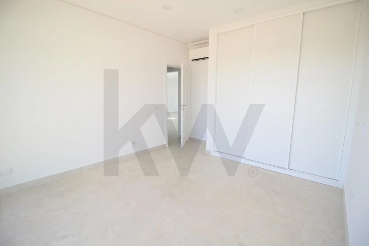 Moradia T4 para Venda em Alcantarilha e Pêra Foto 20