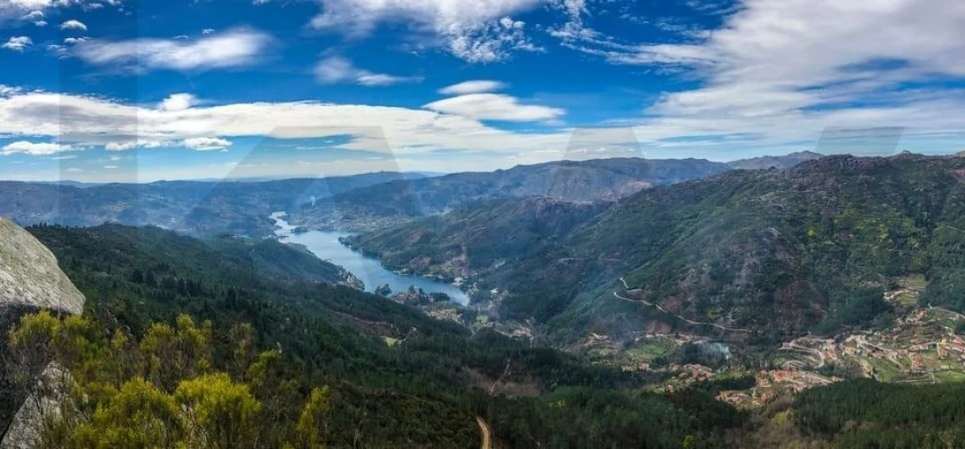 Moradia T3 para Venda em Valdosende Foto 30