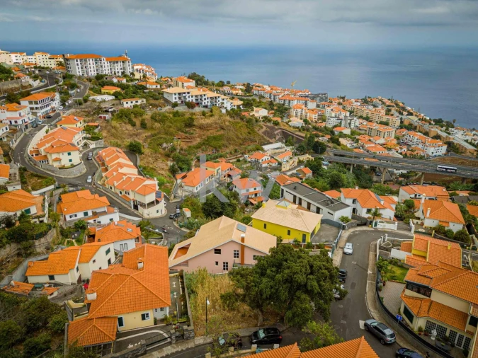 Terreno para Venda em Caniço Foto 15
