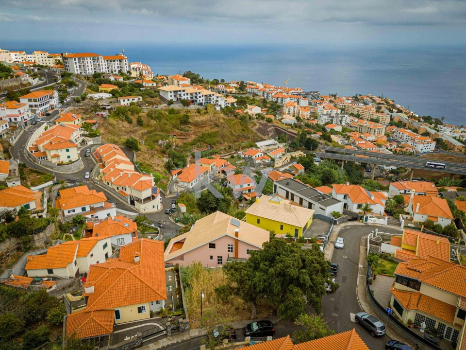 Terreno para Venda em Caniço Foto 15
