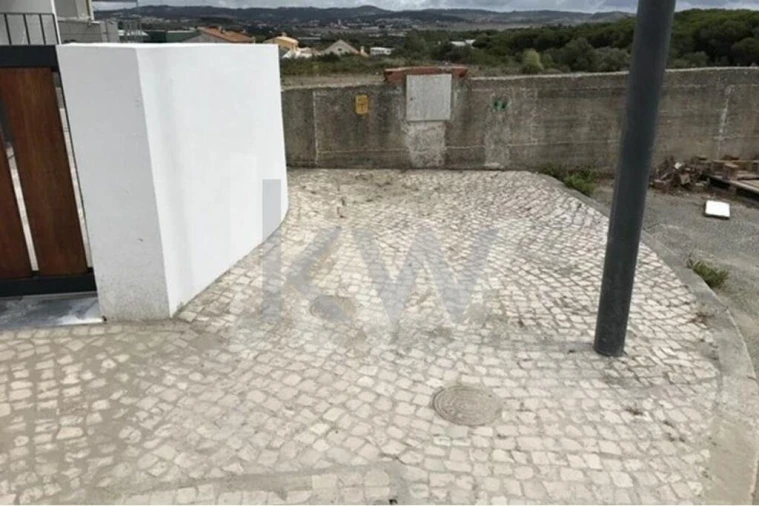 Moradia T3 para Venda em Santa Maria e São Miguel, São Martinho, São Pedro Penaferrim Foto 6