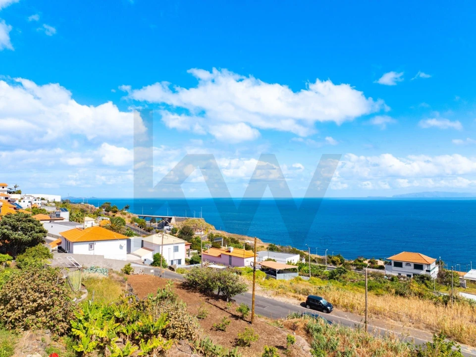 Terreno para Venda em Caniço Foto 9