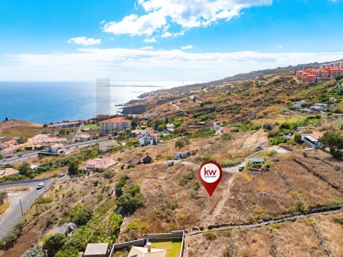 Terreno para Venda em Caniço Foto 7