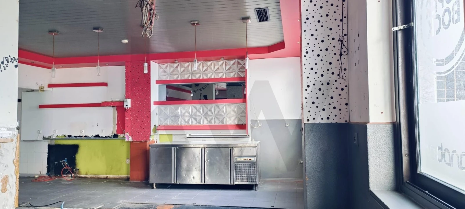 Loja para Arrendamento em Romeira e Várzea Foto 10