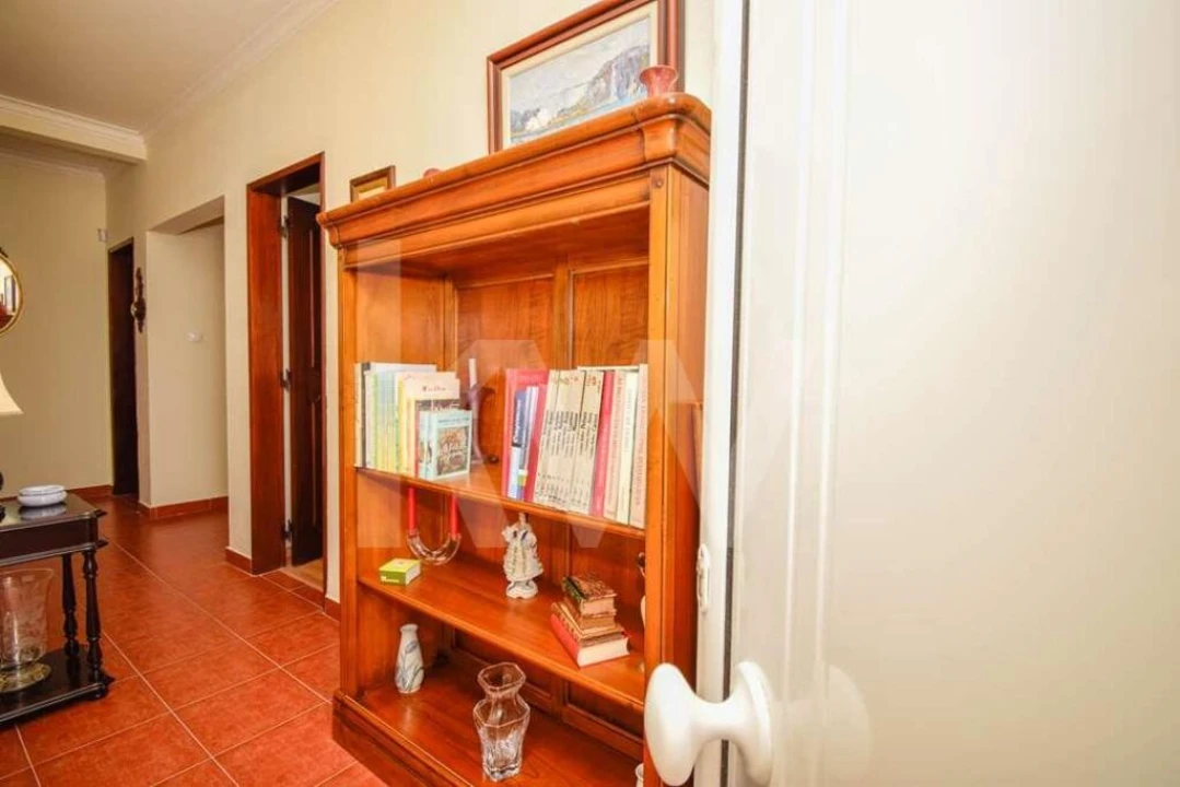 Moradia T4 para Venda em Santa Maria e São Miguel, São Martinho, São Pedro Penaferrim Foto 7