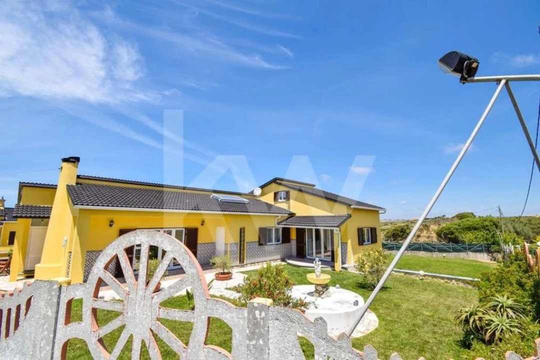 Moradia T4 para Venda em Santa Maria e São Miguel, São Martinho, São Pedro Penaferrim Foto 48