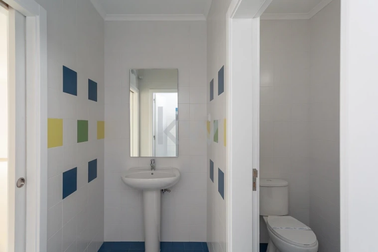 Loja para Venda em Carvoeira Foto 7