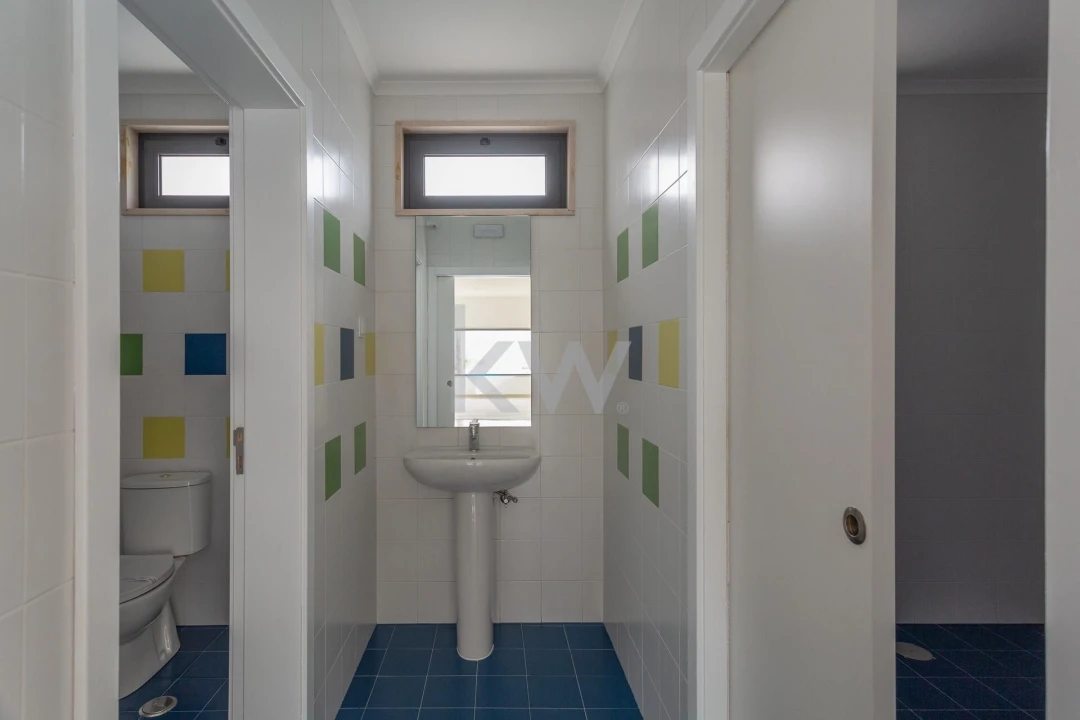 Loja para Venda em Carvoeira Foto 9