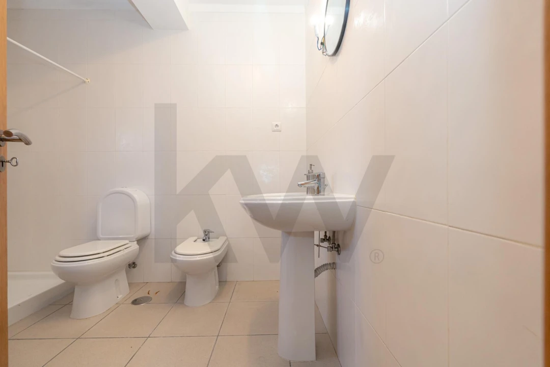 Moradia T4 para Venda em Poiares (Santo Andre) Foto 47