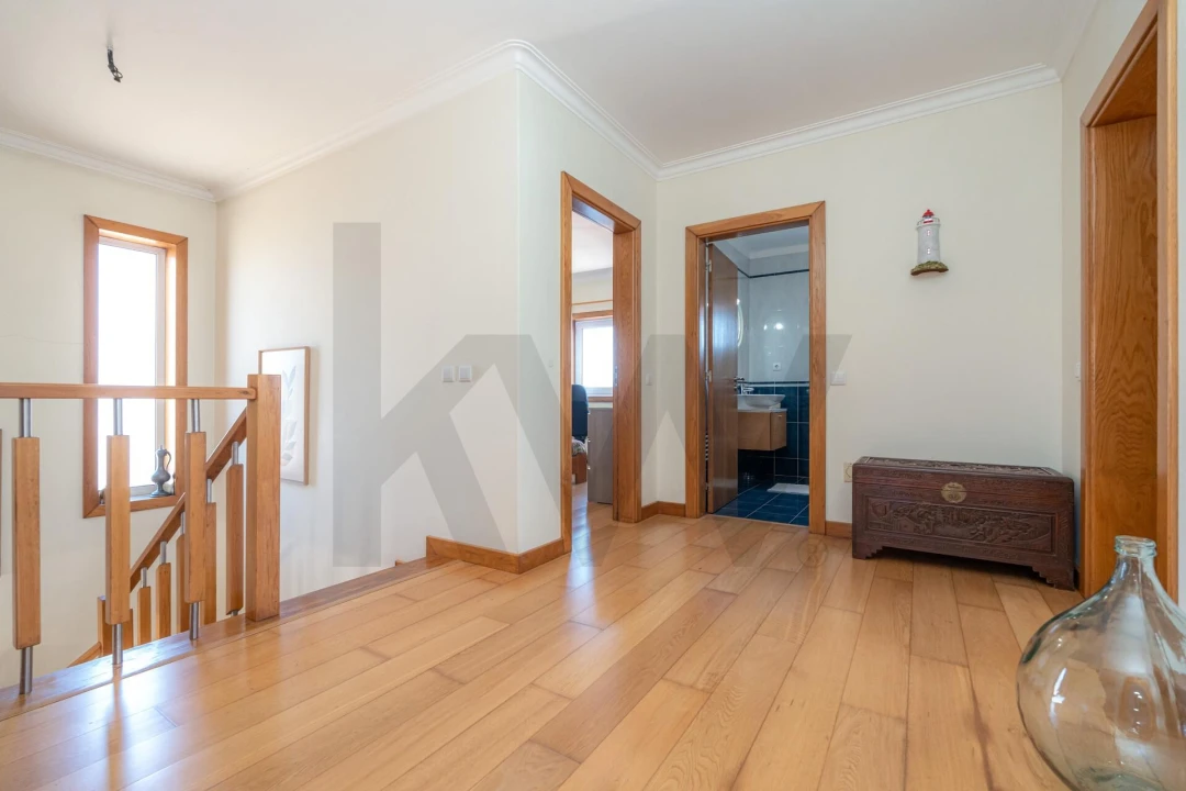 Moradia T4 para Venda em Poiares (Santo Andre) Foto 30