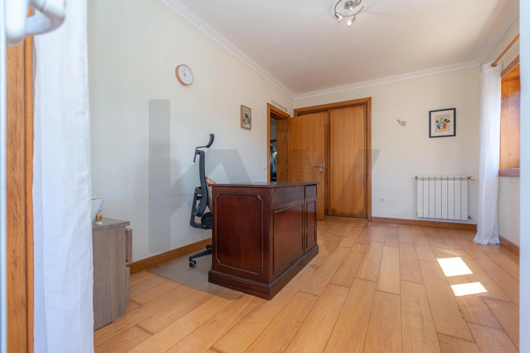 Moradia T4 para Venda em Poiares (Santo Andre) Foto 40