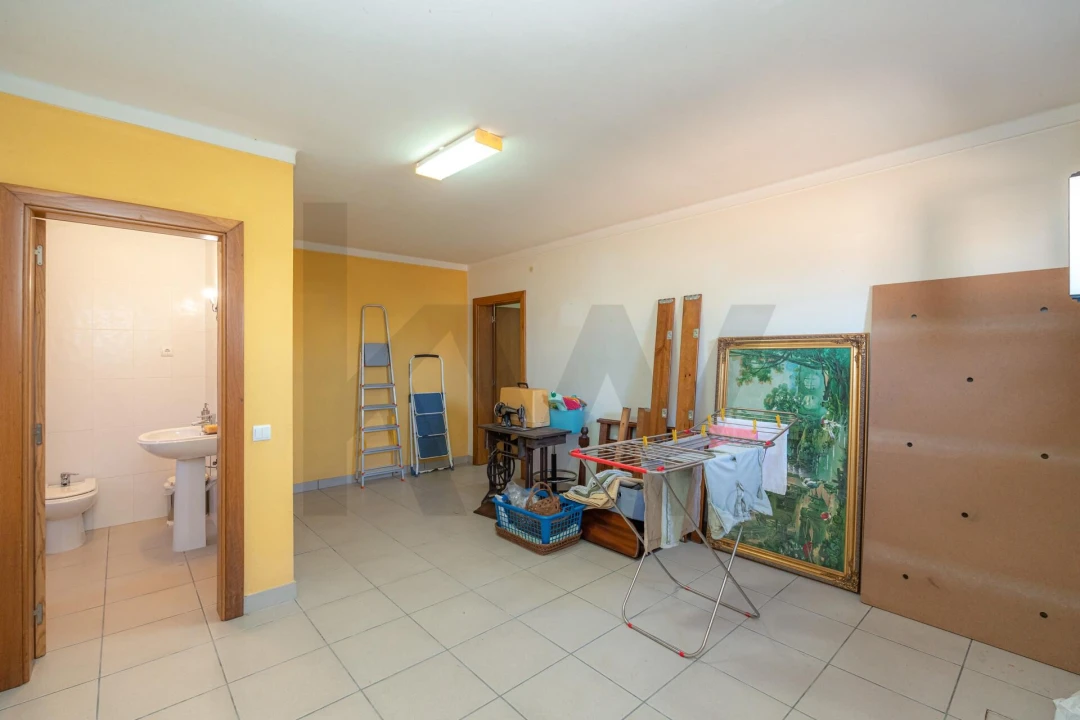 Moradia T4 para Venda em Poiares (Santo Andre) Foto 43