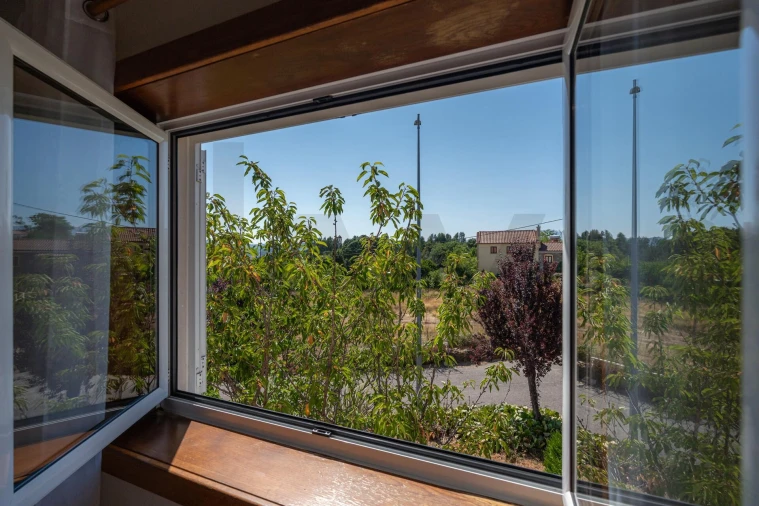 Moradia T4 para Venda em Poiares (Santo Andre) Foto 61