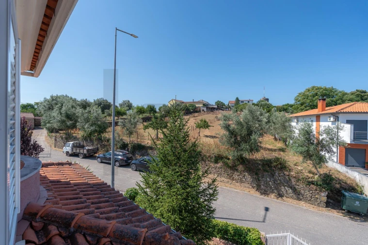 Moradia T4 para Venda em Poiares (Santo Andre) Foto 65