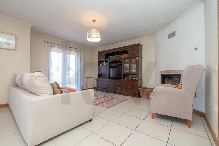 Moradia T4 para Venda em Poiares (Santo Andre) Foto 10