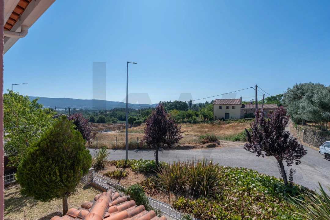 Moradia T4 para Venda em Poiares (Santo Andre) Foto 59