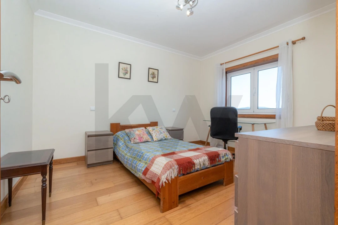 Moradia T4 para Venda em Poiares (Santo Andre) Foto 32