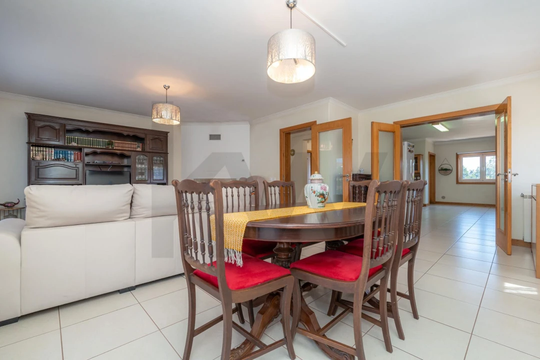 Moradia T4 para Venda em Poiares (Santo Andre) Foto 11